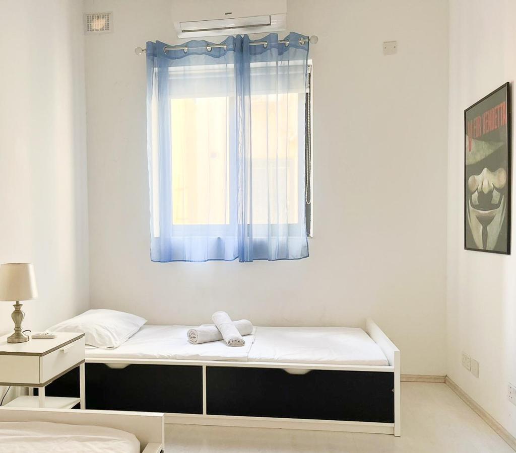 New&Modern Sliema 2 Bedroom Apartment Buitenkant foto